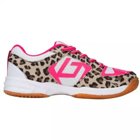 Hockeyschoenen buiten store